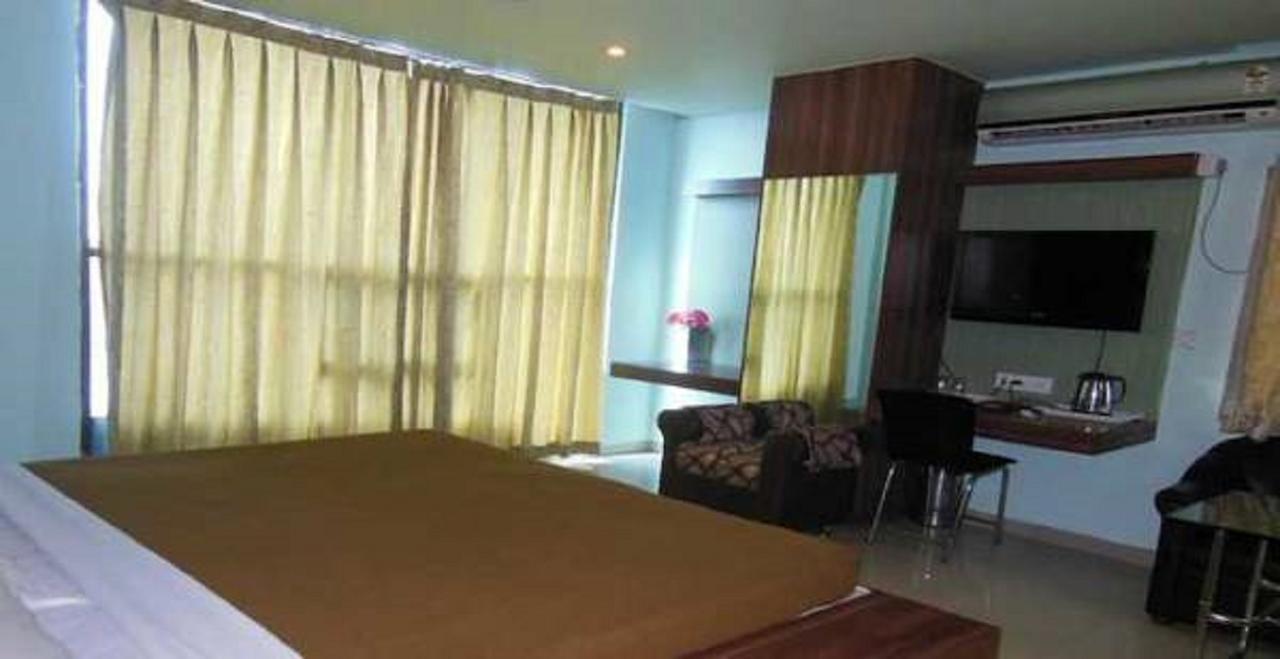 Hotel Bhubaneswari Classic Brahmapur Exterior foto